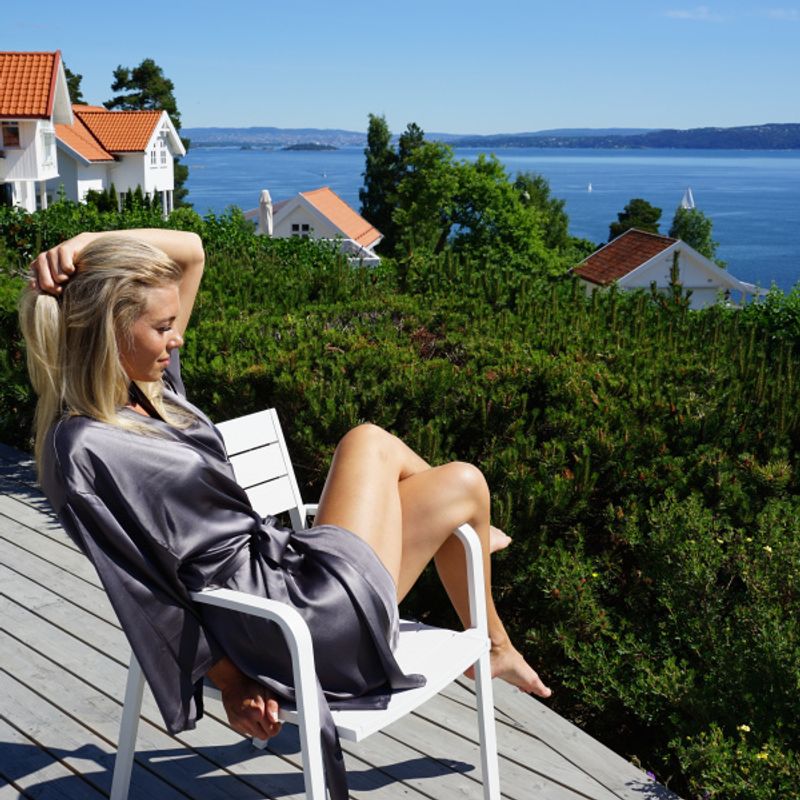 Kimono i silke - koksgrå