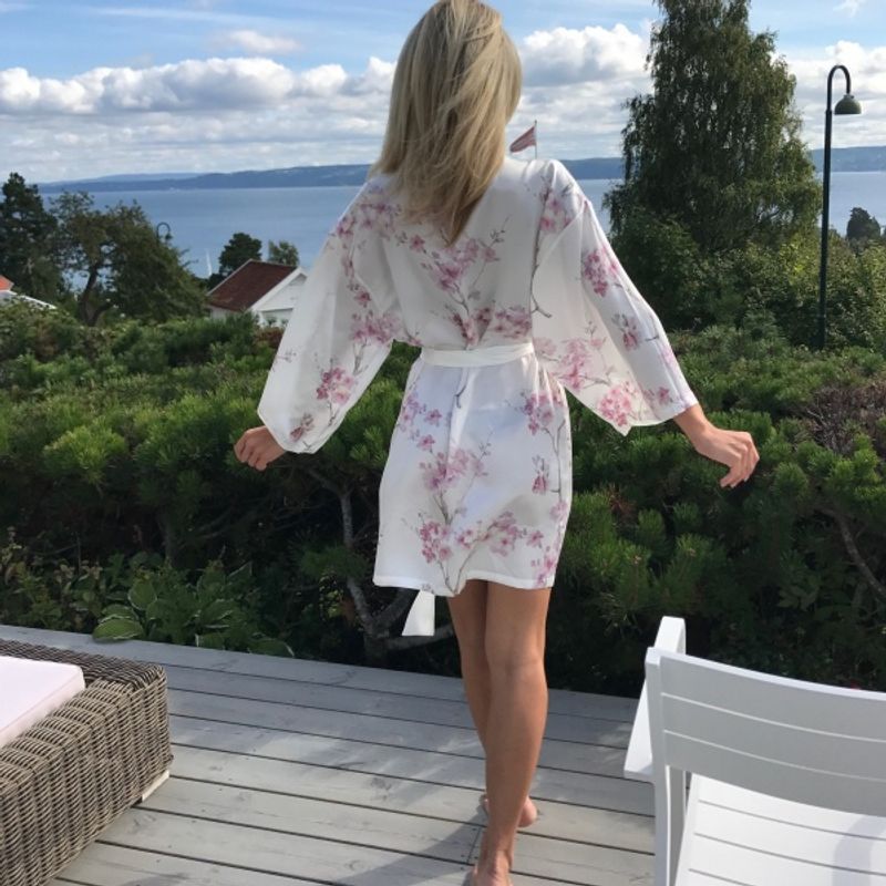 Kimono i silke - rosa print