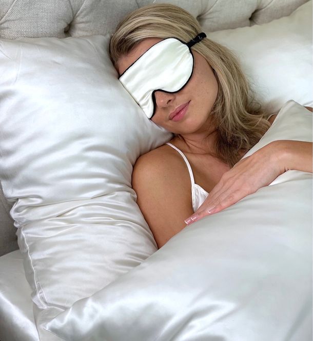 Hovedbilde Putetrekk/Sovemaske - hvit